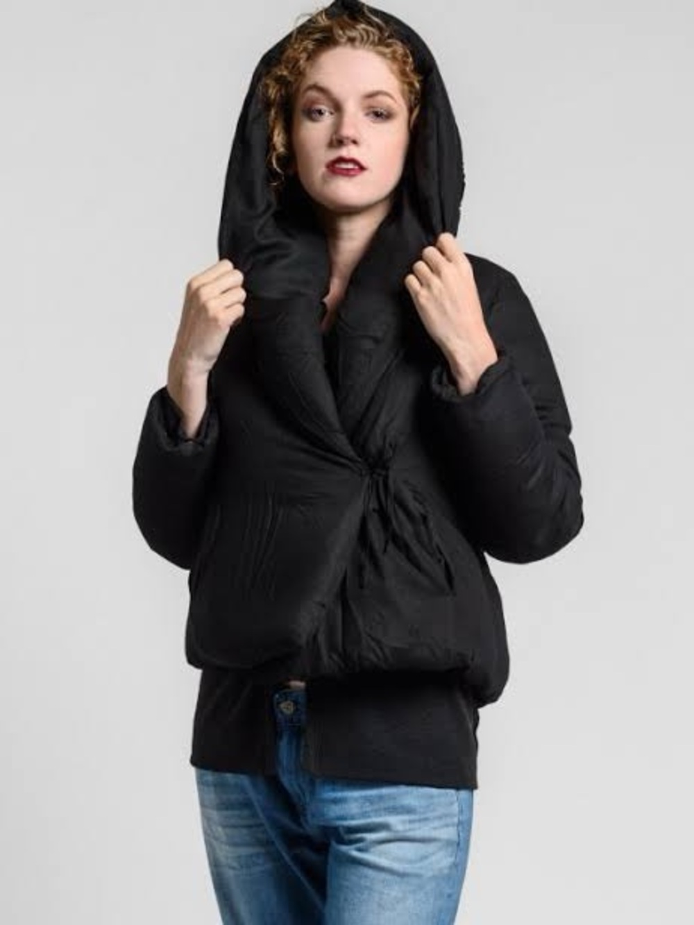 ISO of Album Di Famiglia Black Lina Corto Puffy Coat